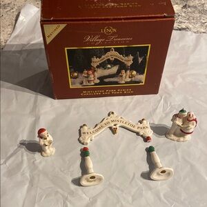 Lenox Mistletoe Park Carolers and Town Sign